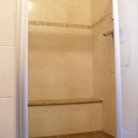 Apartamento In Abbehausen Mit Garten - B48693 Nordenham